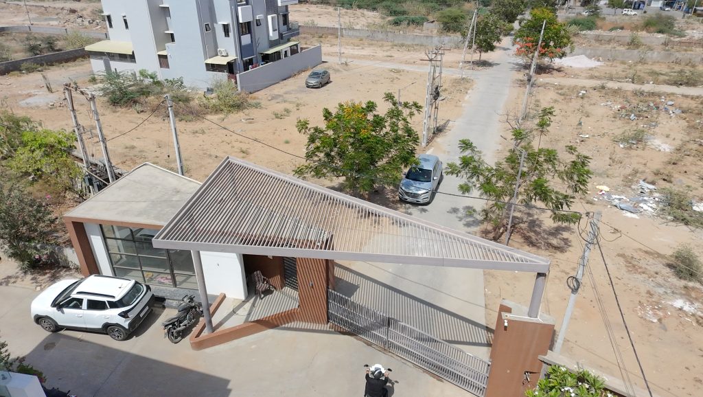 Aaiya Space